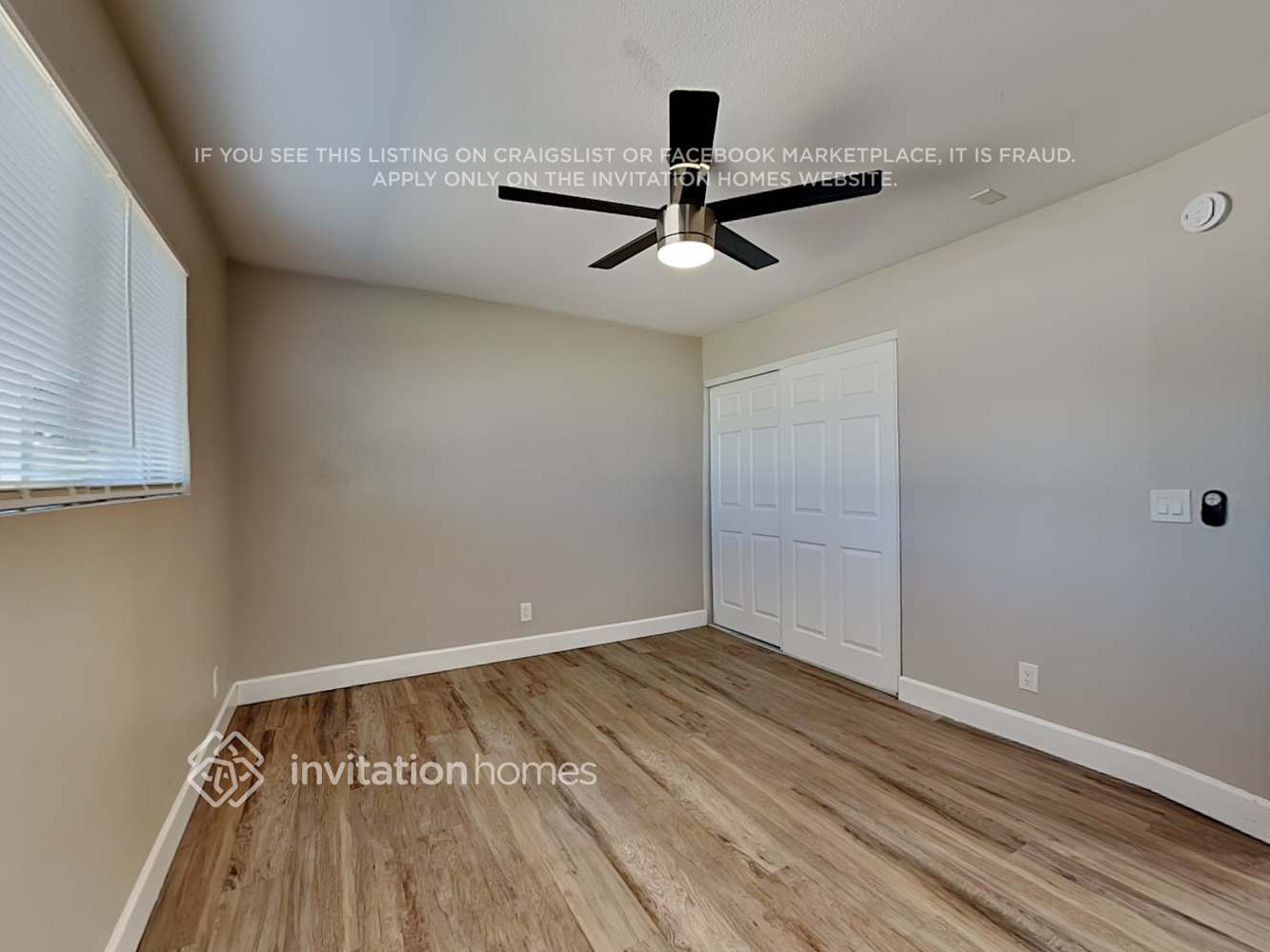 Building Photo - 3402 W Charter Oak Rd