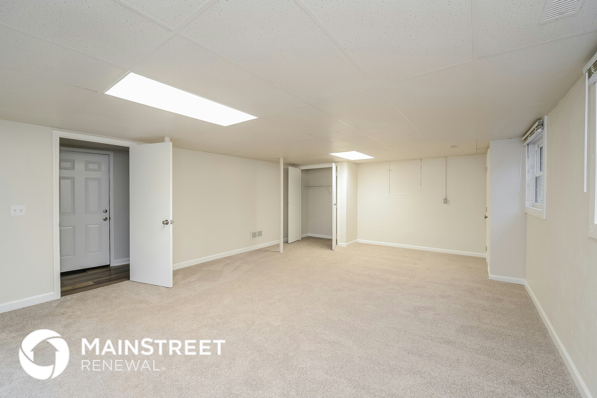 Building Photo - 338 Lori Ln