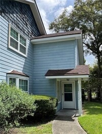 Building Photo - 1002 Dr