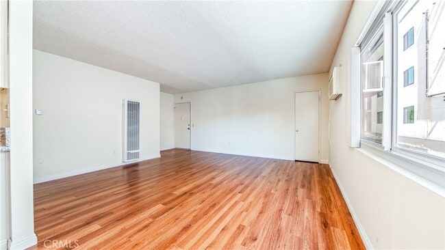 Building Photo - 6045 Hazelhurst Pl