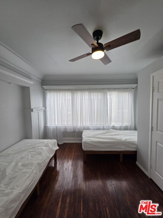 Building Photo - 2932 1/2 Normandie Ave