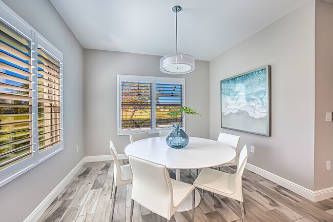 Building Photo - 2925 Willow Ridge Ct