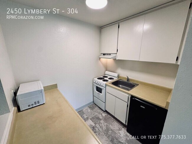 Building Photo - 2450 Lymbery St