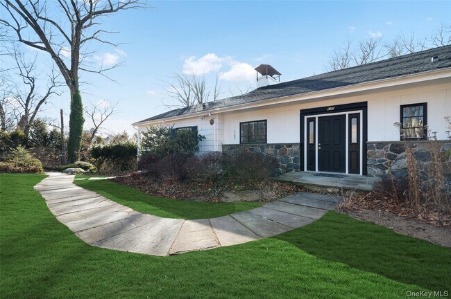 Building Photo - 530 West St