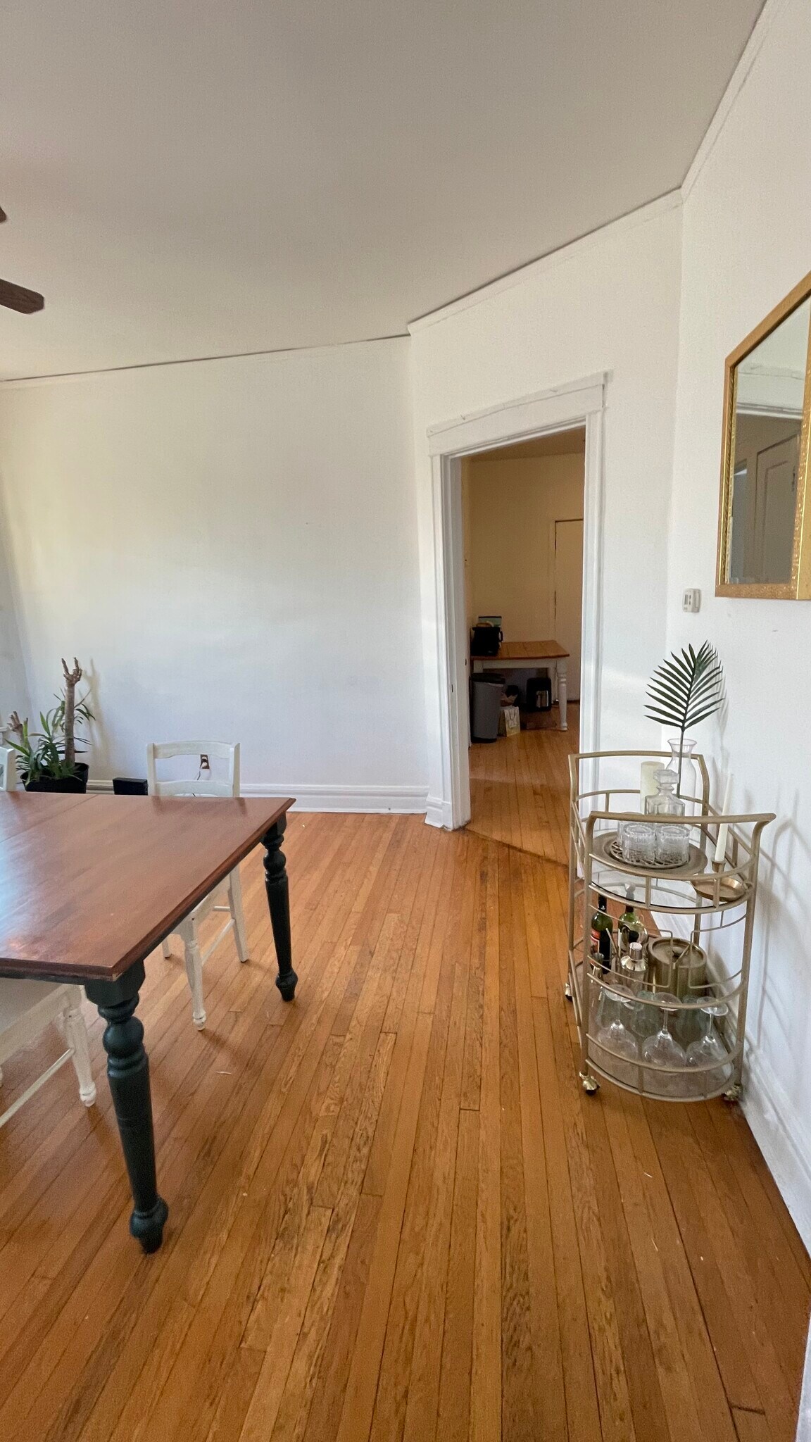dining room to kitchen - 3704 N Magnolia Ave
