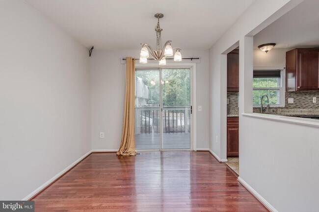 Building Photo - 1847 Dulaney Ct