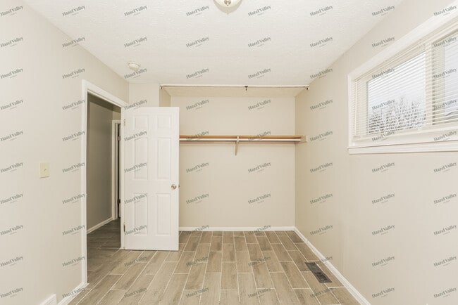 Building Photo - 11856 St John Ave