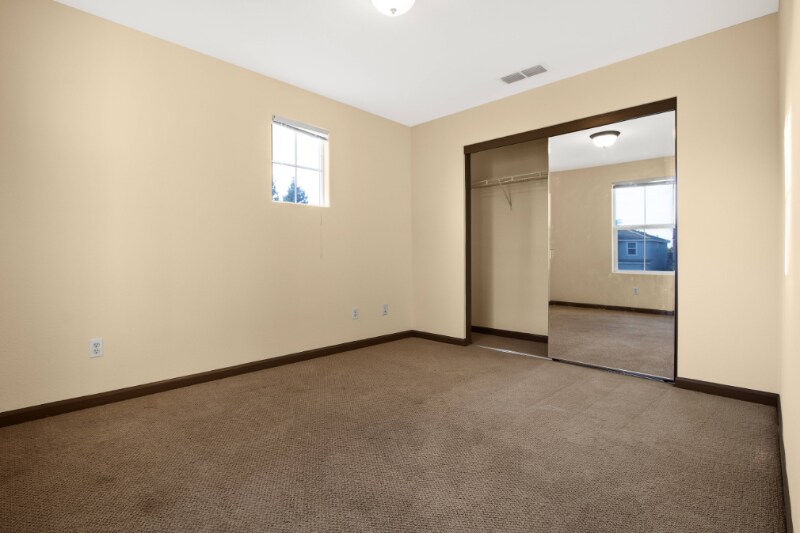 Building Photo - 151 Candela Cir