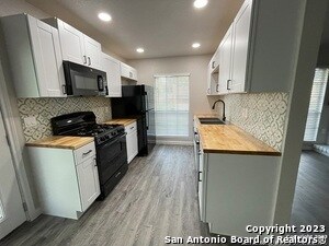 Building Photo - 5915 Misty Glen