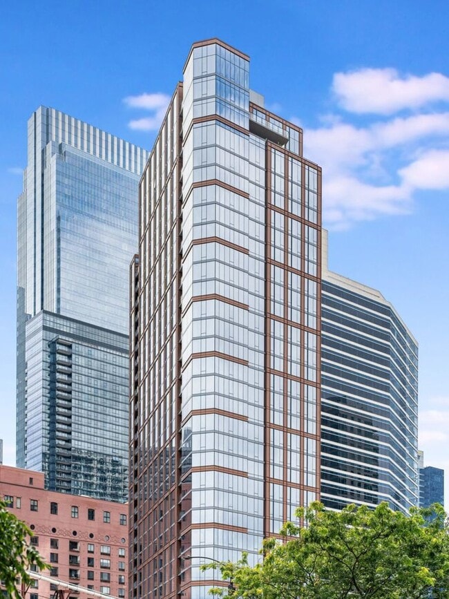 Primary Photo - 350 N Canal St