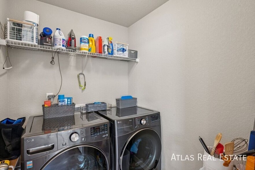 Building Photo - 7446 Marbled Wood Pt