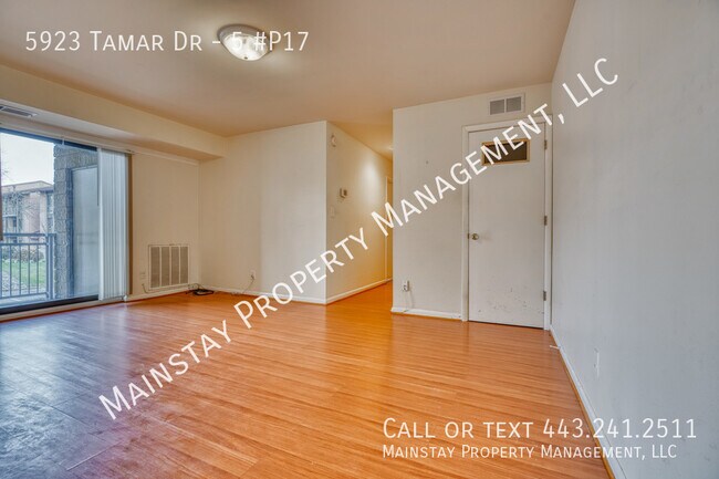 Building Photo - 5923 Tamar Dr