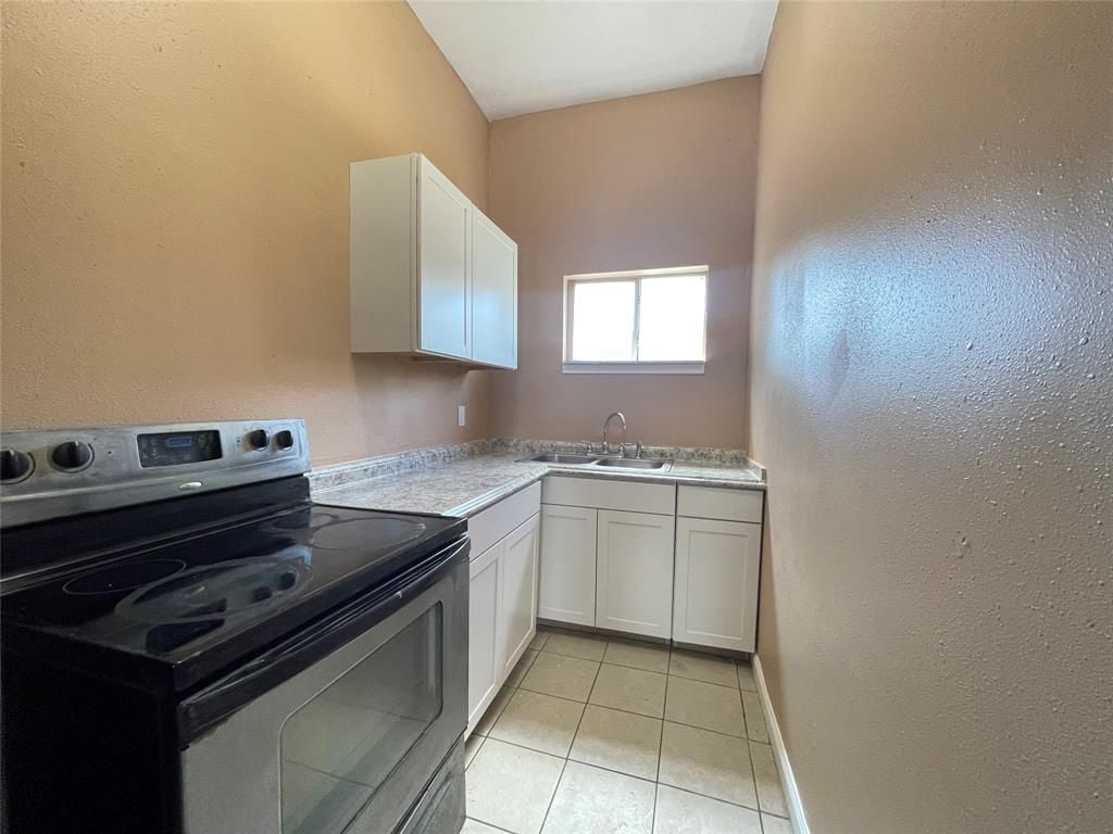 Building Photo - 3710 Holmes Road, B