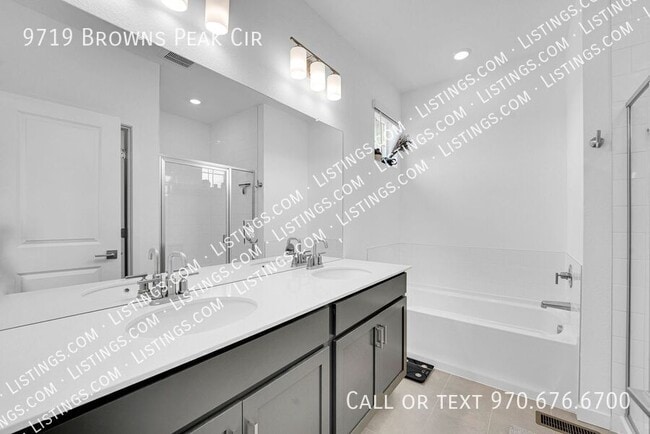 Building Photo - 9719 Browns Peak Cir