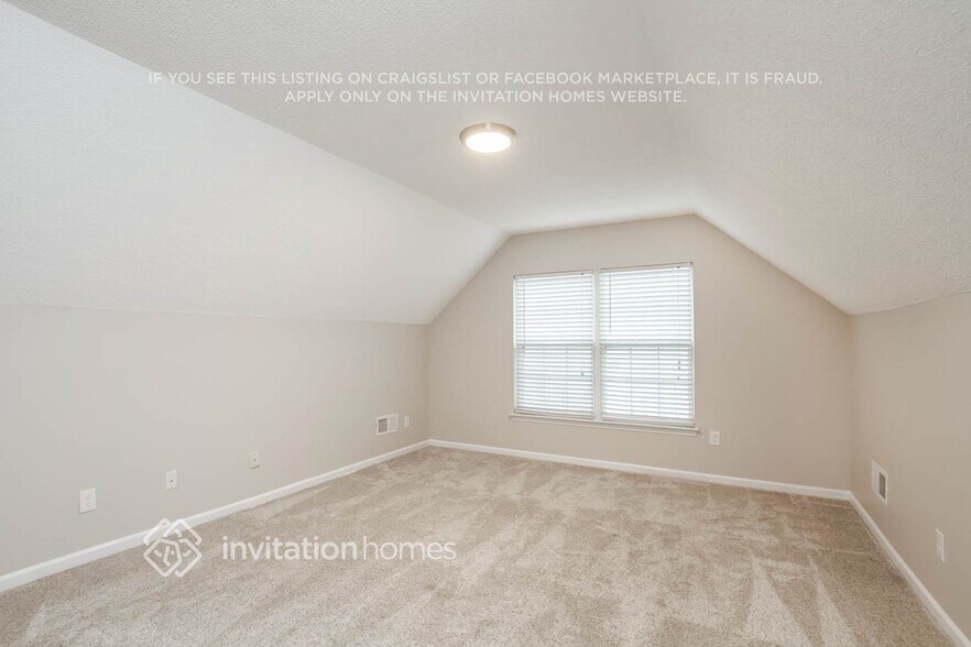 Building Photo - 128 Hampshire Dr