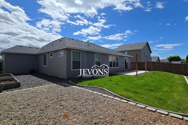 Building Photo - A charming and well-located single-family home!