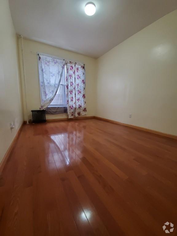 Building Photo - 3 bedroom in Brooklyn NY 11228