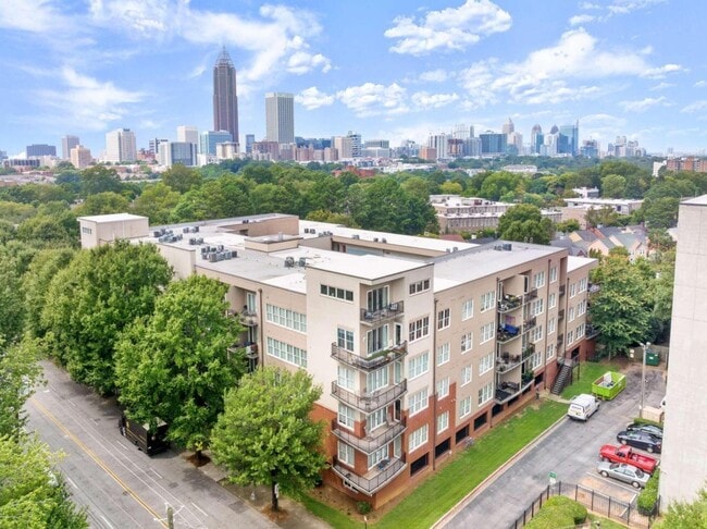 Building Photo - 384 Ralph McGill Blvd NE