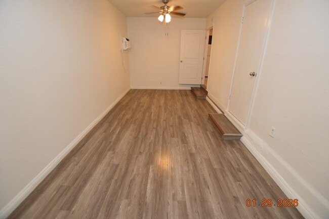 Building Photo - 716 Easy St