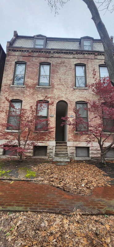 Building Photo - 2415 S 10th St