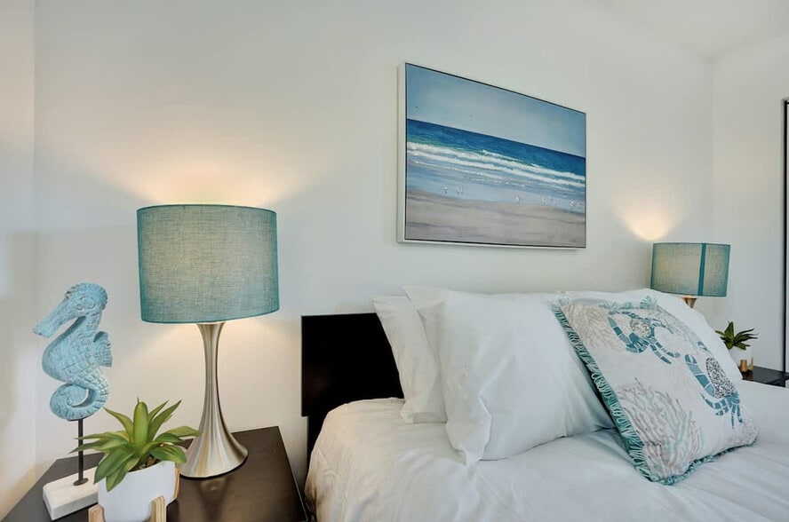 Building Photo - 3316 SE 4th St