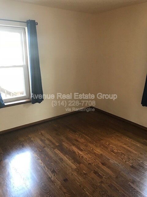 Building Photo - 9128 Coral Dr