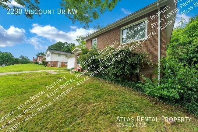 Building Photo - 2230 Viscount Dr NW