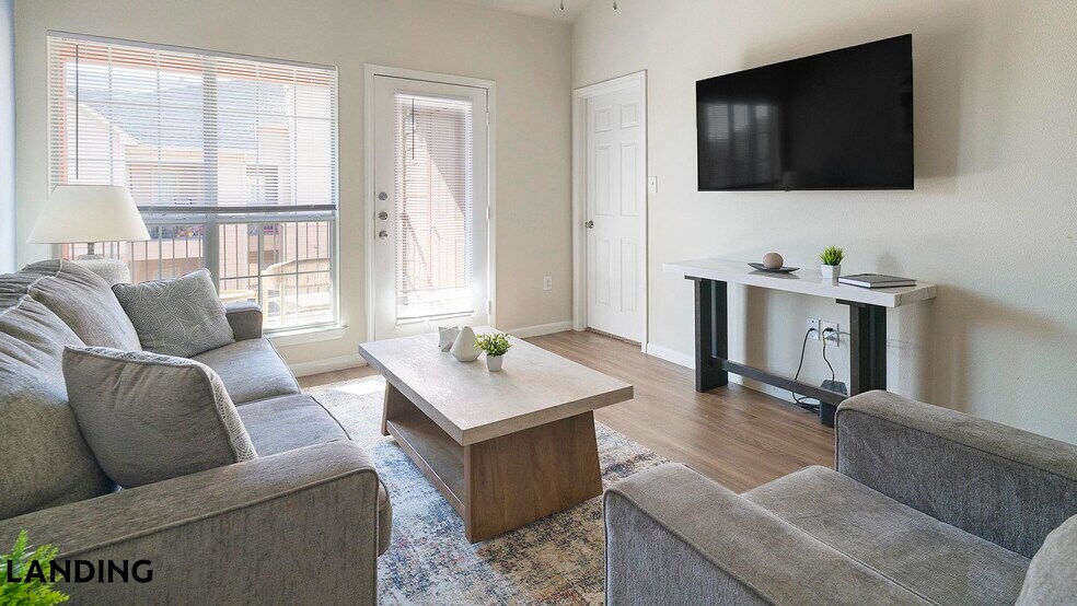 Building Photo - 11144 Fuqua St