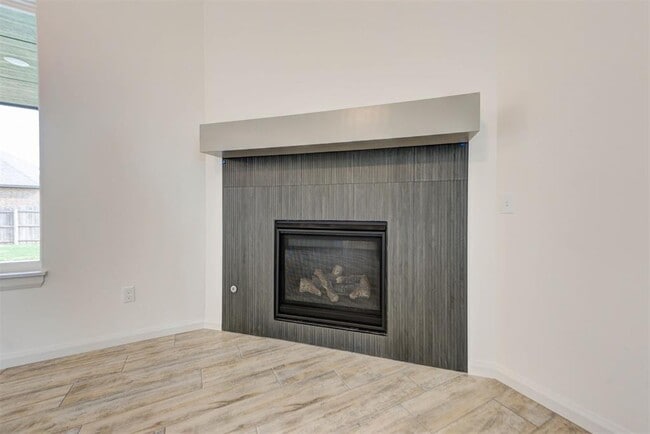 Building Photo - 1931 W Flintlock Wy