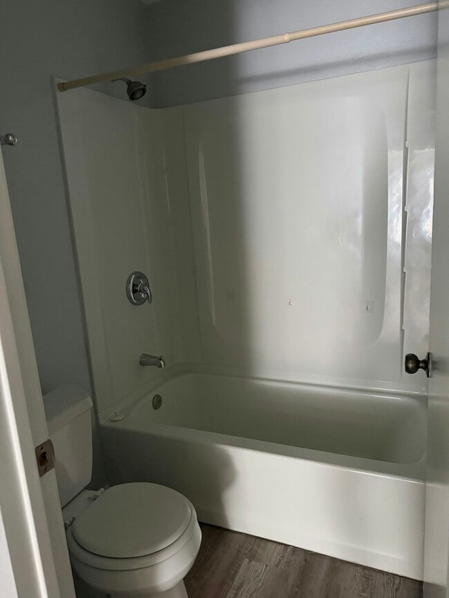 Building Photo - 2425 Cranston Dr