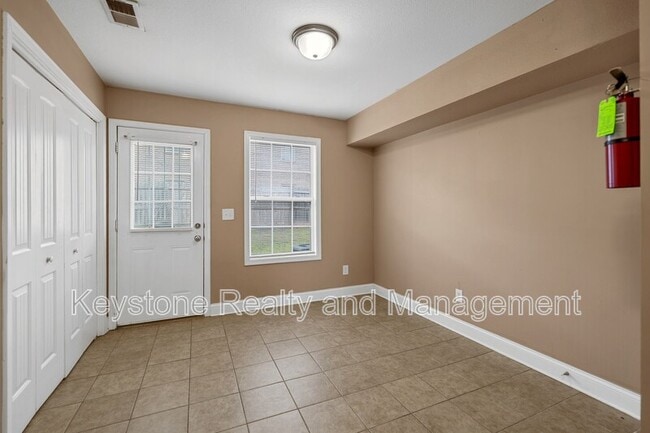 Building Photo - 2296 McCormick Lane