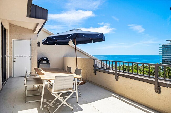 Building Photo - 201 Crandon Blvd