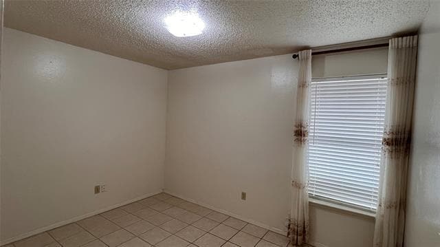 Building Photo - 2721 Petersburg Dr