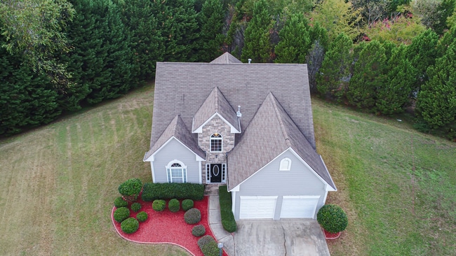 Building Photo - Beautiful 3 Bed, 2 Bath In Well Maintaine Community