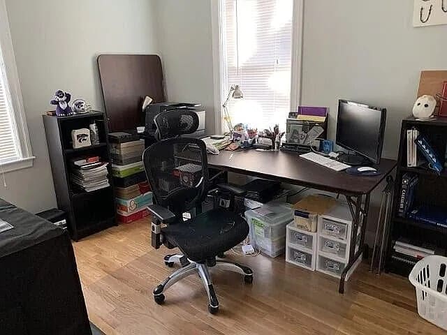 Building Photo - 2 Church Ave