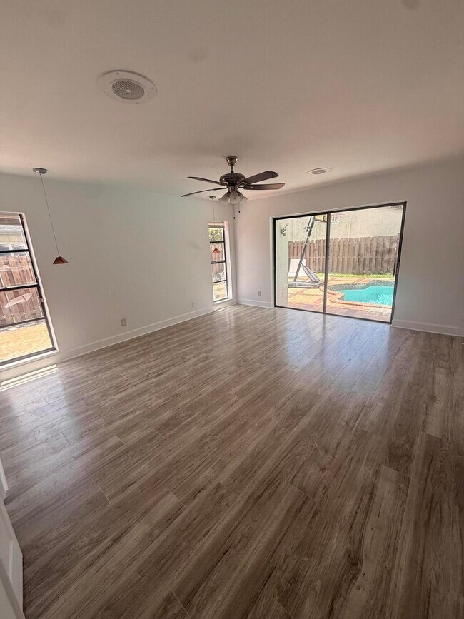 Building Photo - 13430 SW 99th Terrace