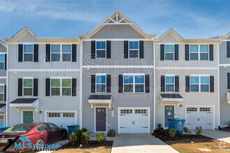 Building Photo - 4005 Lush Grove Dr