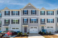 Building Photo - 4005 Lush Grove Dr