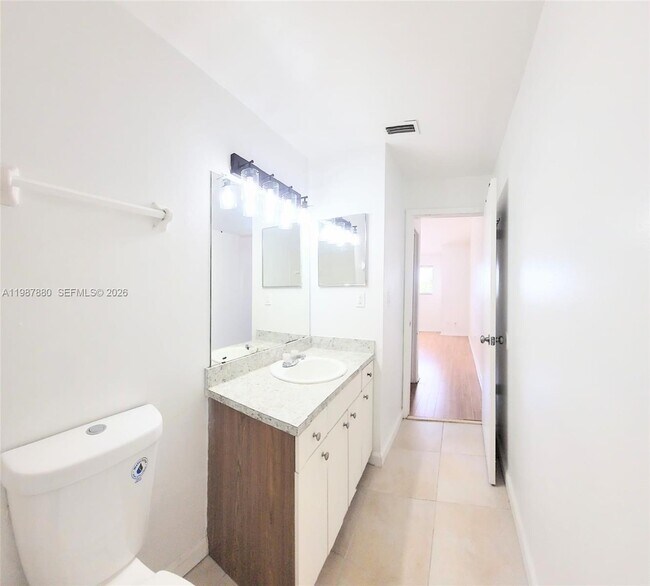 Building Photo - 3445 NW 44th St