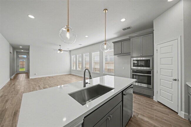 Building Photo - 2919 Orange Leaf Dr