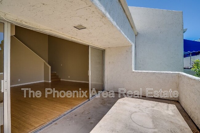 Building Photo - 1143 E Sandpiper Dr