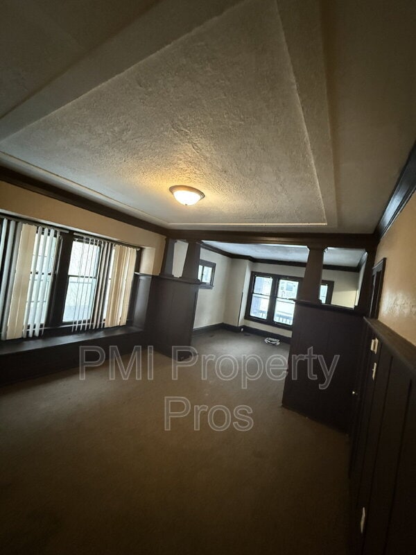 Building Photo - 2320 N 44th St