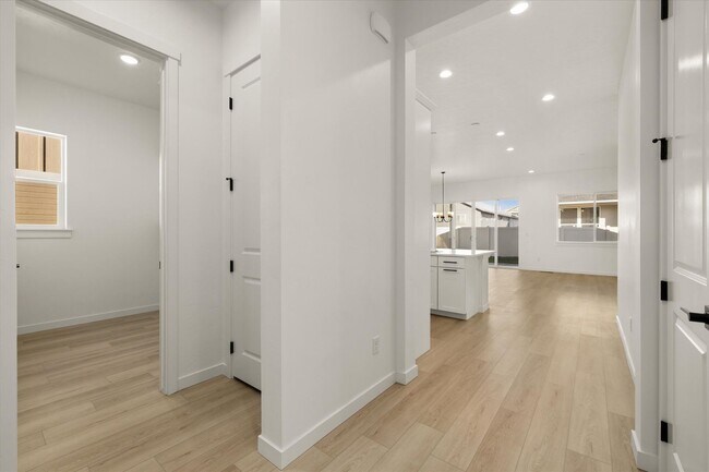 Building Photo - Brand New 3 Bedroom Home in Star