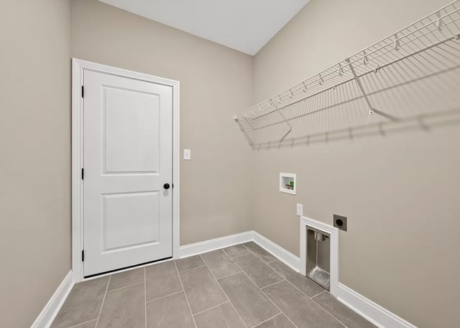 Building Photo - 2785 Cedrus Ave