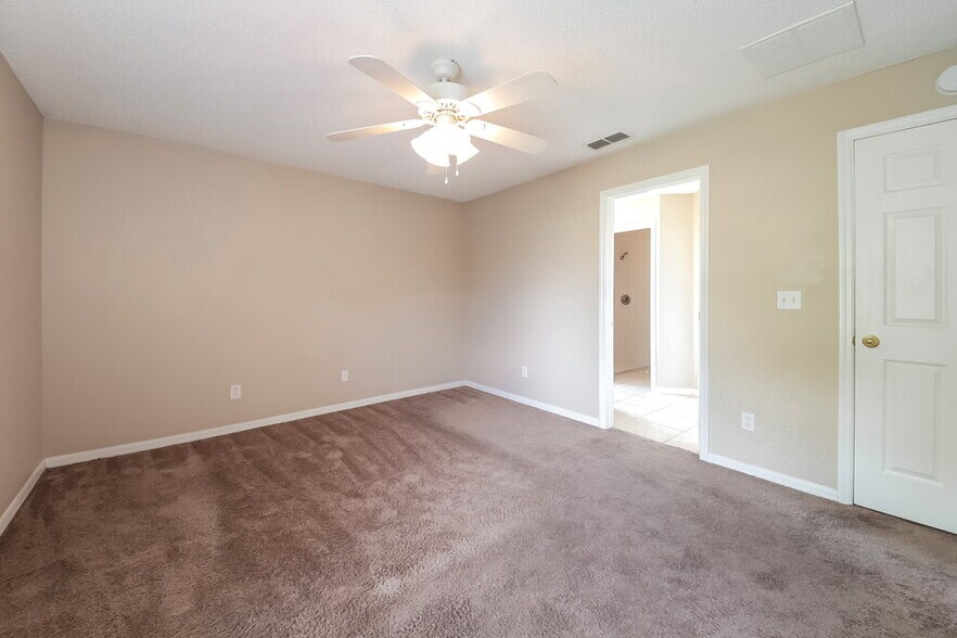 Building Photo - 13206 Moonflower Ct