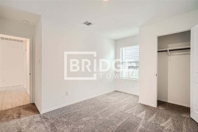 Building Photo - 5307 Hornsbeck Heights Converse, TX 78109
