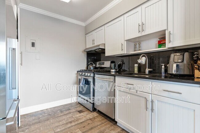 Building Photo - 4343 Cherry Hill Rd