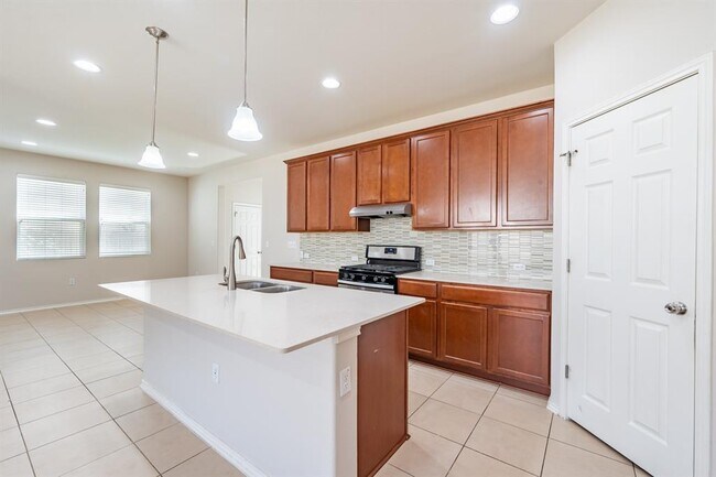 Building Photo - 1918 Tasmanian Tiger Trace