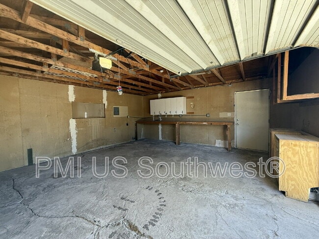 Building Photo - 2111 Santa Cruz Ave