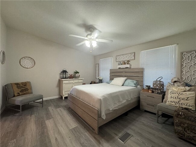 Building Photo - 7429 Martin Dr